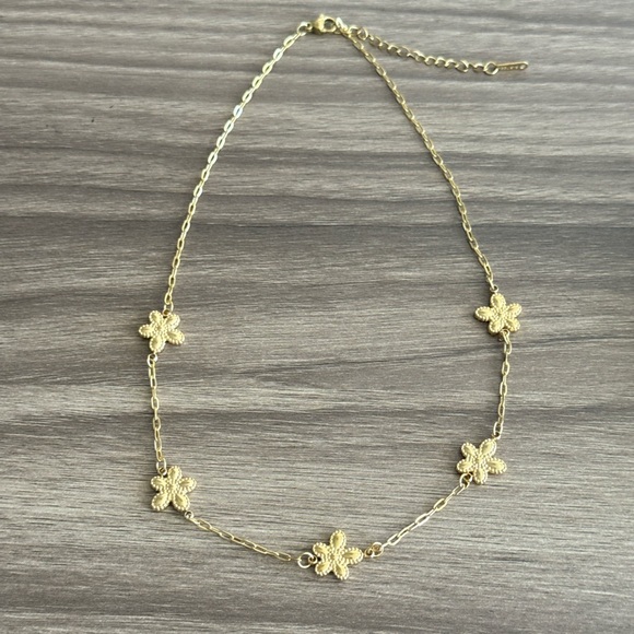 Flower Necklace Q839 - Picture 3 of 6